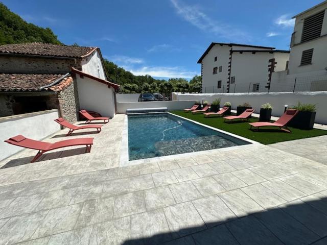 Maison Laurentzenia Сен-Жан-Пье-де-Пор Экстерьер фото